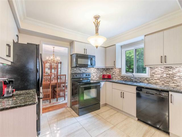 16 Nightstar Dr, House detached with 3 bedrooms, 3 bathrooms and 4 parking in Richmond Hill ON | Image 8