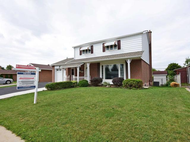 237 Avondale Blvd, House detached with 4 bedrooms, 3 bathrooms and 4 parking in Brampton ON | Image 23