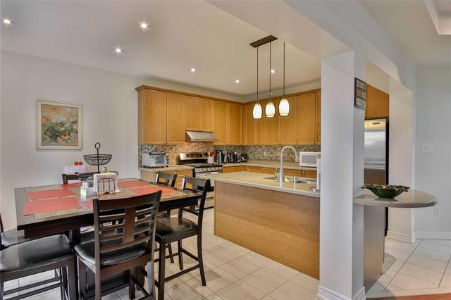 81 Muscat Cres, House detached with 4 bedrooms, 4 bathrooms and 6 parking in Ajax ON | Image 9