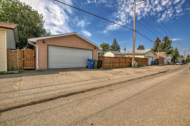 5920 18 Avenue Ne, House detached with 4 bedrooms, 2 bathrooms and 5 parking in Calgary AB | Image 45