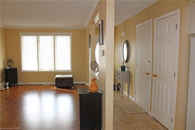 310 Newbury Dr, House detached with 3 bedrooms, 2 bathrooms and 3 parking in Kitchener ON | Image 20