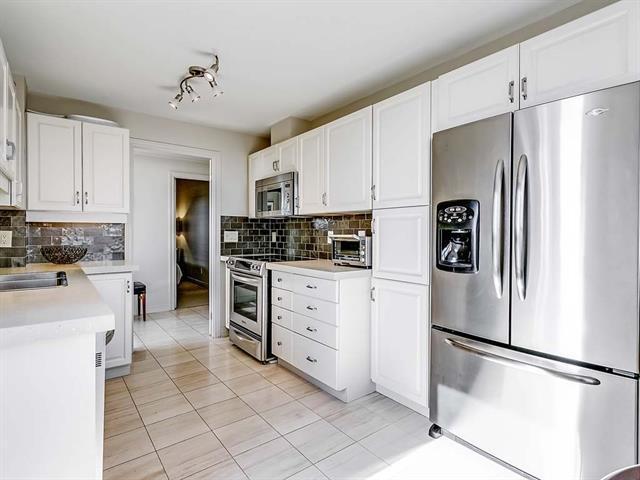 Uph1 - 60 Old Mill Rd, Condo with 3 bedrooms, 3 bathrooms and 2 parking in Oakville ON | Image 5