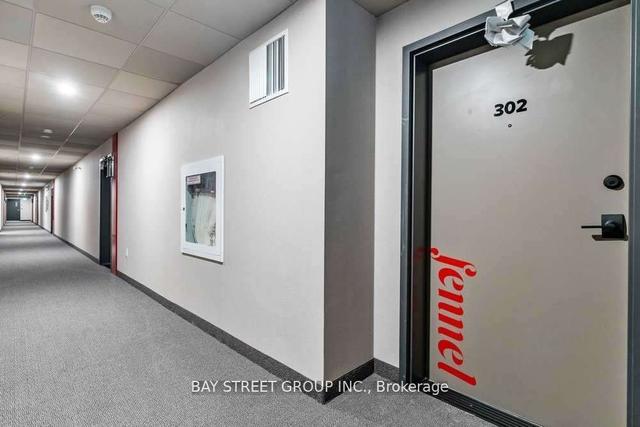 302 - 10 Culinary Lane, Condo with 2 bedrooms, 2 bathrooms and 1 parking in Barrie ON | Image 12
