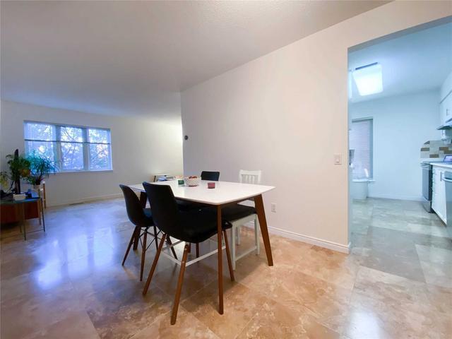 301 - 900 Steeles Ave W, Townhouse with 2 bedrooms, 4 bathrooms and 2 parking in Vaughan ON | Image 2