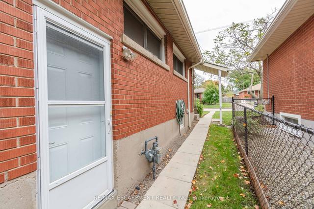 136 West 31st St, House detached with 3 bedrooms, 2 bathrooms and 3 parking in Hamilton ON | Image 26