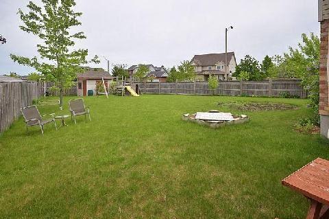 24 Morrow Cres, House detached with 3 bedrooms, 3 bathrooms and 3 parking in Orangeville ON | Image 17