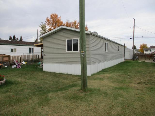 316 8th Ave Se, House detached with 3 bedrooms, 2 bathrooms and 4 parking in Northern Lights County AB | Card Image