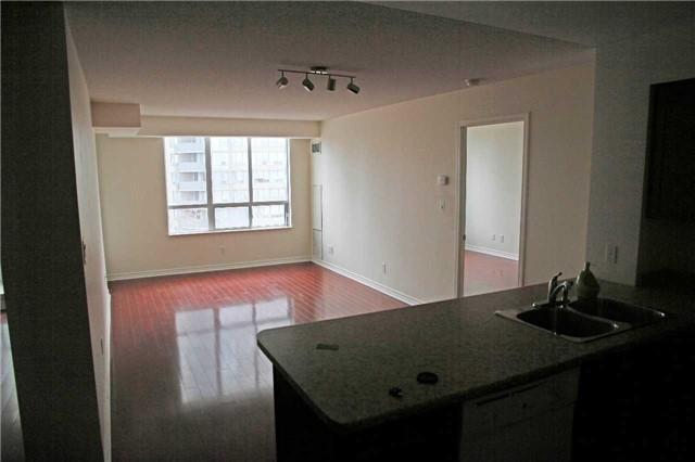 608 - 335 Rathburn Rd W, Condo with 2 bedrooms, 2 bathrooms and 1 parking in Mississauga ON | Image 3