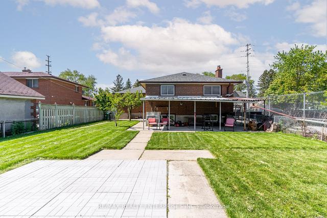 1071 Enola Ave, House detached with 3 bedrooms, 2 bathrooms and 4 parking in Mississauga ON | Image 28
