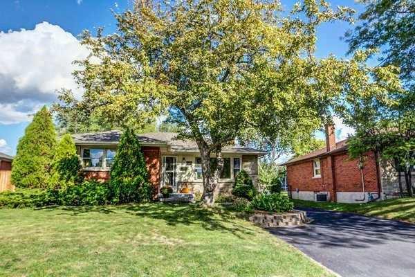 1281 Dequincy Cres, House detached with 3 bedrooms, 1 bathrooms and 4 parking in Burlington ON | Image 1