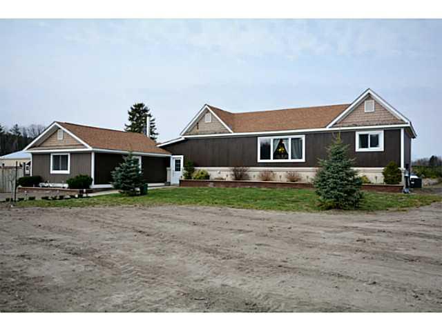 3686 Mccarthy Dr, House detached with 3 bedrooms, 3 bathrooms and null parking in Clearview ON | Image 1