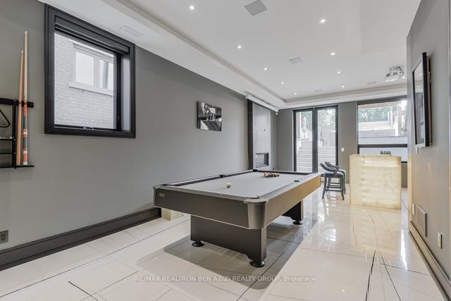 321 Melrose Ave, House detached with 4 bedrooms, 5 bathrooms and 4 parking in Toronto ON | Image 24