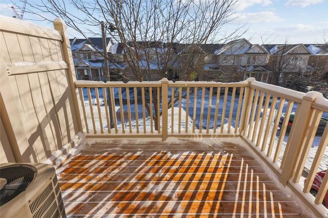 3163 Stornoway Circ, House attached with 2 bedrooms, 2 bathrooms and 3 parking in Oakville ON | Image 26