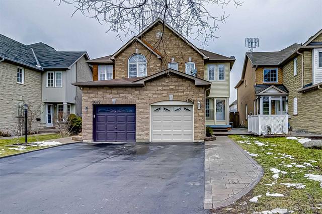 1665 Autumn Cres, House semidetached with 3 bedrooms, 3 bathrooms and 4 parking in Pickering ON | Image 12