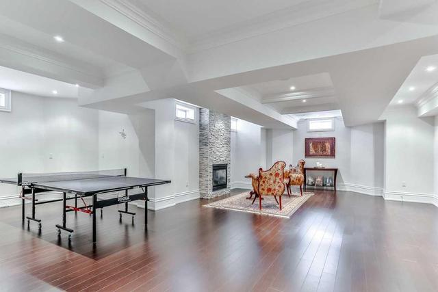 102 Pemberton Rd, House detached with 4 bedrooms, 6 bathrooms and 9 parking in Richmond Hill ON | Image 18