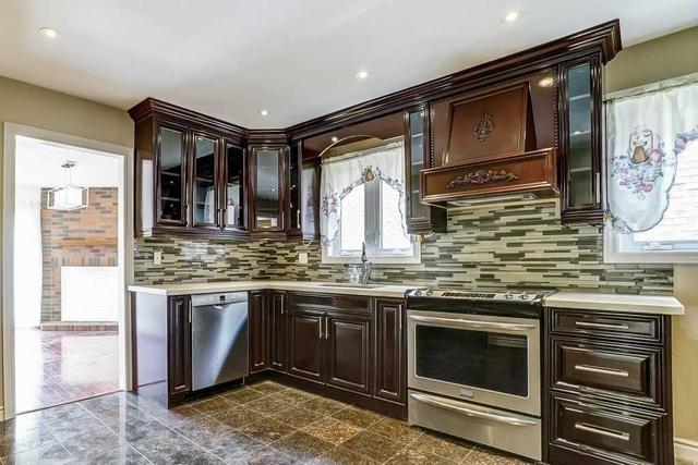 upper - 23 Ivan Daniels Dr, House attached with 4 bedrooms, 3 bathrooms and 3 parking in Markham ON | Image 7