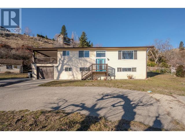 14415 Latimer Avenue, House detached with 5 bedrooms, 2 bathrooms and 1 parking in Summerland BC | Image 54