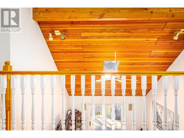 3312 6 Highway, House detached with 3 bedrooms, 2 bathrooms and 10 parking in North Okanagan D BC | Image 22