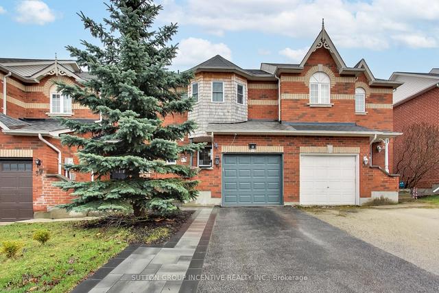 19 Gadwall Ave, House attached with 3 bedrooms, 3 bathrooms and 3 parking in Barrie ON | Image 1