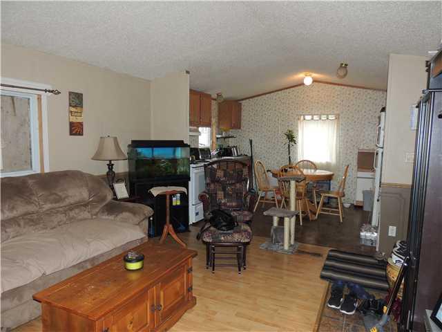 tt2 - 196 Burton Ave, Home with 2 bedrooms, 1 bathrooms and null parking in Barrie ON | Image 4