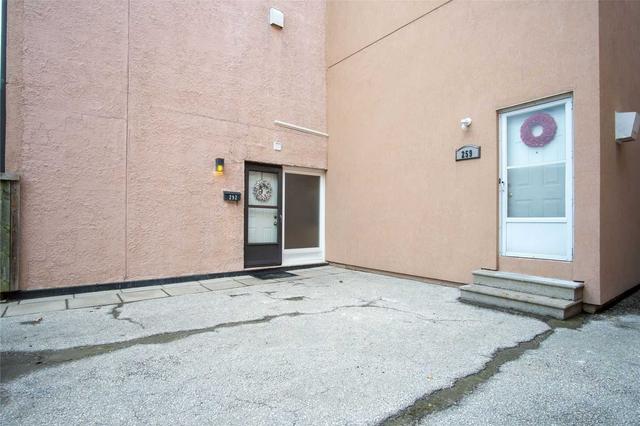 292 - 3060 Constitution Blvd, Townhouse with 3 bedrooms, 1 bathrooms and 1 parking in Mississauga ON | Image 17