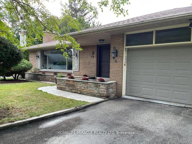 8 Dunstable Pl, House detached with 3 bedrooms, 3 bathrooms and 6 parking in Toronto ON | Image 18
