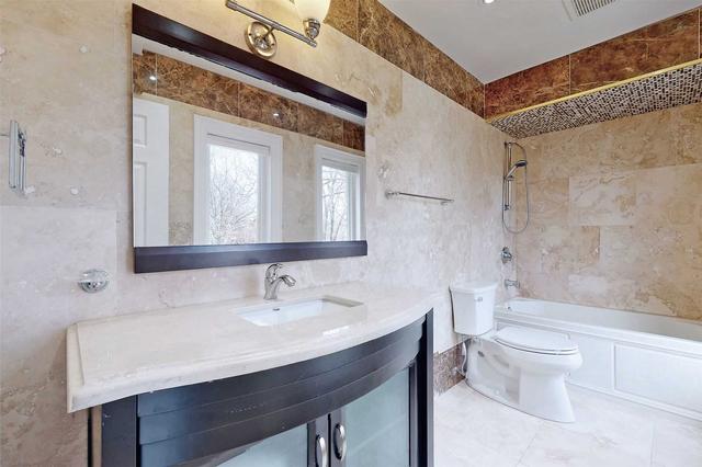 68 Cotswold Cres, House detached with 4 bedrooms, 6 bathrooms and 9 parking in Toronto ON | Image 24