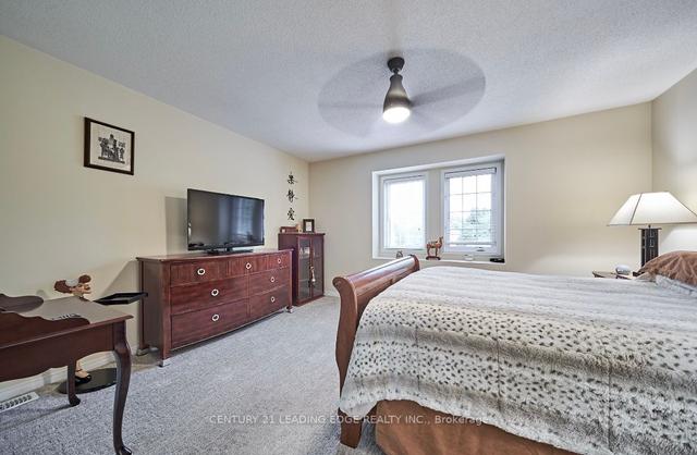 35 - 735 Sheppard Ave, Townhouse with 3 bedrooms, 2 bathrooms and 2 parking in Pickering ON | Image 15