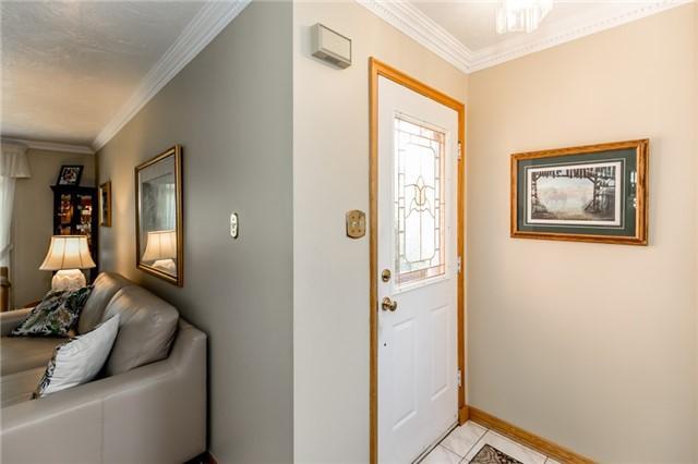 175 John Bowser Cres, House detached with 3 bedrooms, 2 bathrooms and 2 parking in Newmarket ON | Image 2