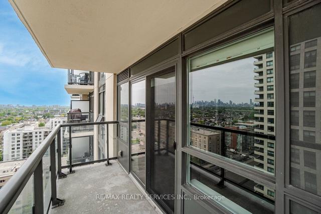 1810 - 1420 Dupont St, Condo with 2 bedrooms, 1 bathrooms and 1 parking in Toronto ON | Image 16