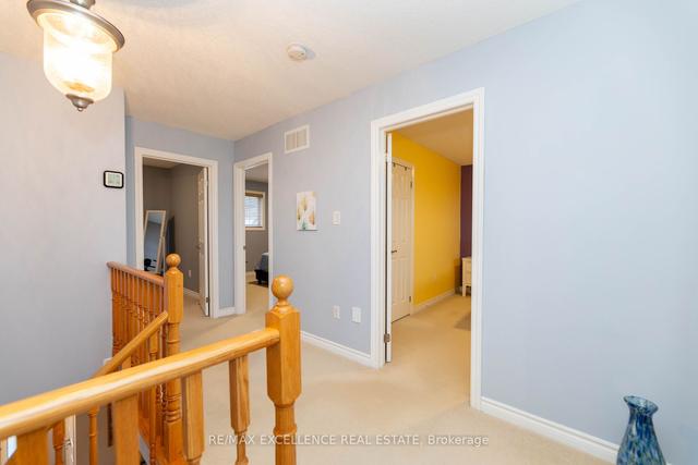 423 Mapleton Ave, House detached with 4 bedrooms, 3 bathrooms and 4 parking in Barrie ON | Image 14