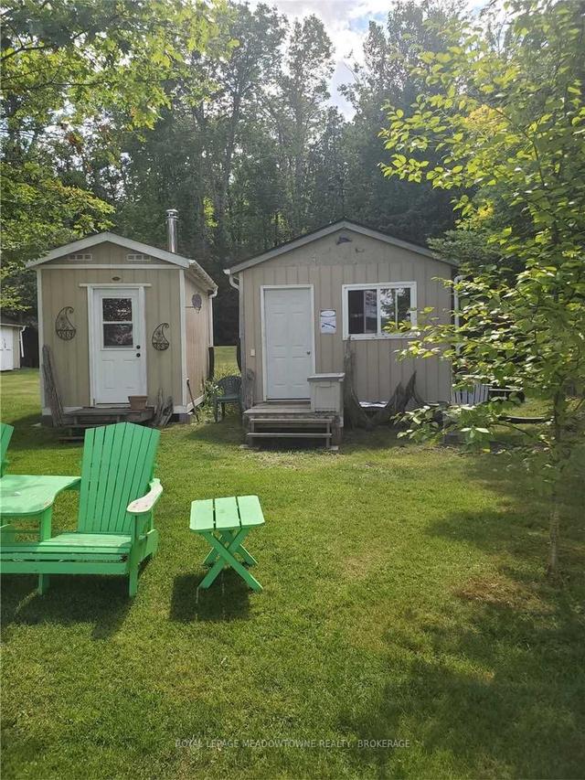 35 Pigeon Lake, House detached with 3 bedrooms, 1 bathrooms and 2 parking in Parry Sound, Unorganized, Centre Part ON | Image 8