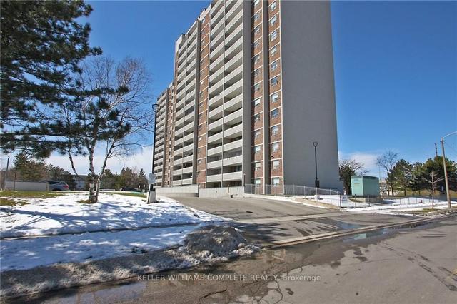 1011 - 301 Prudential Dr, Condo with 3 bedrooms, 2 bathrooms and 1 parking in Toronto ON | Image 1