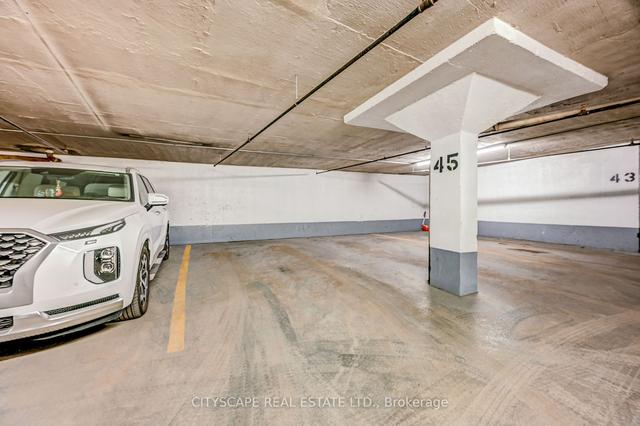 1205 - 10 Tobermory Dr E, Condo with 2 bedrooms, 1 bathrooms and 1 parking in Toronto ON | Image 4
