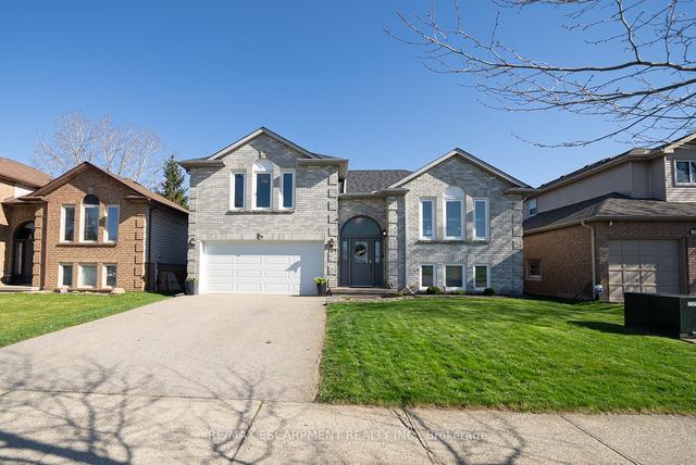 255 Brantwood Park Rd, House detached with 2 bedrooms, 2 bathrooms and 4 parking in Brantford ON | Image 1