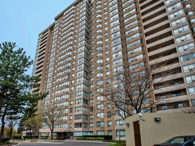 1403 - 30 Malta Ave, Condo with 3 bedrooms, 2 bathrooms and 1 parking in Brampton ON | Image 36