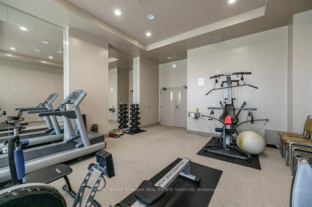 2w - 174 Mountain Park Ave, Condo with 3 bedrooms, 2 bathrooms and 2 parking in Hamilton ON | Image 35