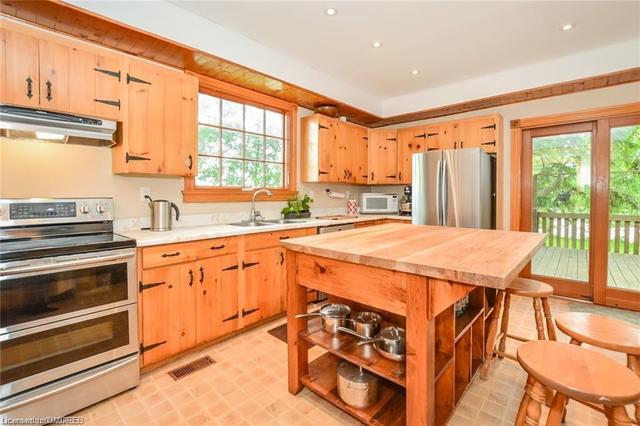 12938 Tenth Side Road, House detached with 4 bedrooms, 2 bathrooms and 6 parking in Halton Hills ON | Image 7