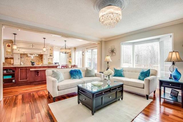 1204 Lansdown Dr, House detached with 4 bedrooms, 5 bathrooms and 3 parking in Oakville ON | Image 7