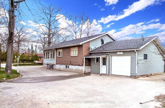 1519 River Rd W, House detached with 3 bedrooms, 2 bathrooms and 7 parking in Wasaga Beach ON | Image 2