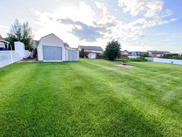 8710 101 Street, House detached with 4 bedrooms, 3 bathrooms and 8 parking in Mackenzie County AB | Image 14