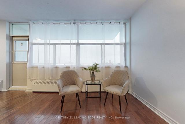 1005 - 2245 Eglinton Ave E, Condo with 2 bedrooms, 1 bathrooms and 1 parking in Toronto ON | Image 5