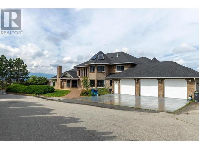 1135 Graf Road, House detached with 4 bedrooms, 4 bathrooms and 18 parking in Kelowna BC | Image 21