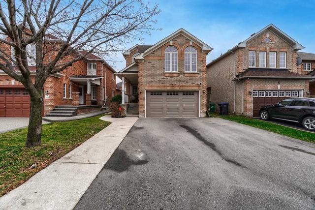 12 Prince Cres, House detached with 3 bedrooms, 3 bathrooms and 8 parking in Brampton ON | Image 1