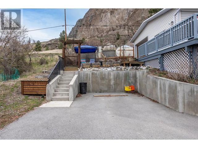 e45 - 4505 Mclean Creek Road, House other with 3 bedrooms, 1 bathrooms and 2 parking in Okanagan Similkameen D BC | Image 8