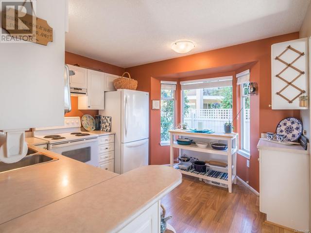 1 - 3570 Norwell Dr, House attached with 2 bedrooms, 3 bathrooms and 4 parking in Nanaimo BC | Image 5