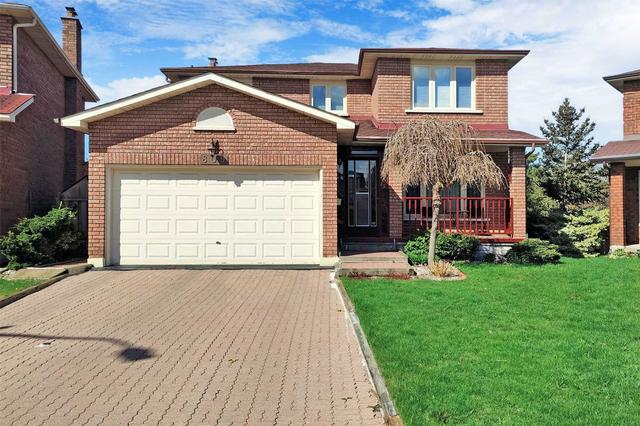 809 Buckingham Crt, House detached with 3 bedrooms, 3 bathrooms and 6 parking in Mississauga ON | Image 1