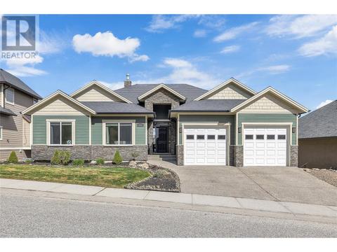 1648 Sunrise Road, House detached with 5 bedrooms, 4 bathrooms and 4 parking in Kelowna BC | Card Image