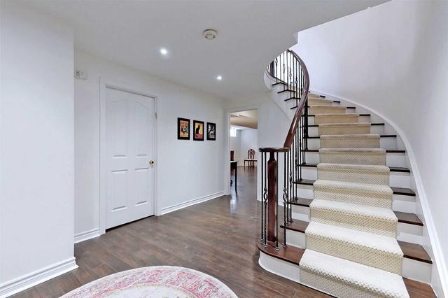 49 Miranda Crt, House detached with 4 bedrooms, 5 bathrooms and 6 parking in Vaughan ON | Image 21
