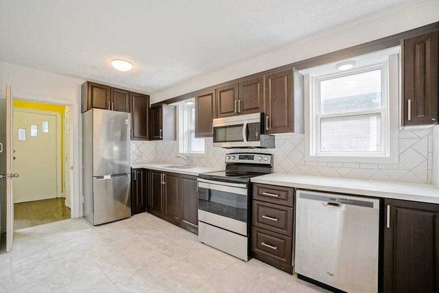 1792 Keele St, House detached with 2 bedrooms, 2 bathrooms and 3 parking in Toronto ON | Image 30